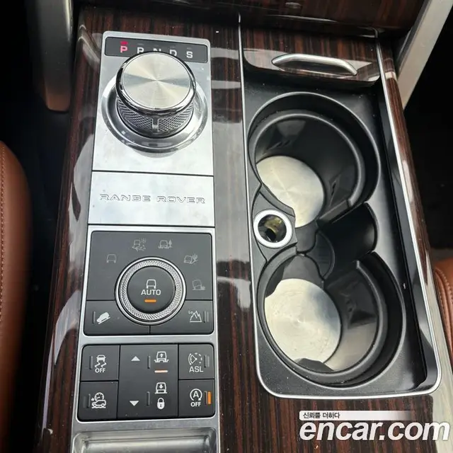 Land Rover Range Rover 2016 5.0 автомат (гидро), миниатюра 9 Land Rover Range Rover 2016 5.0 автомат (гидро), миниатюра 9