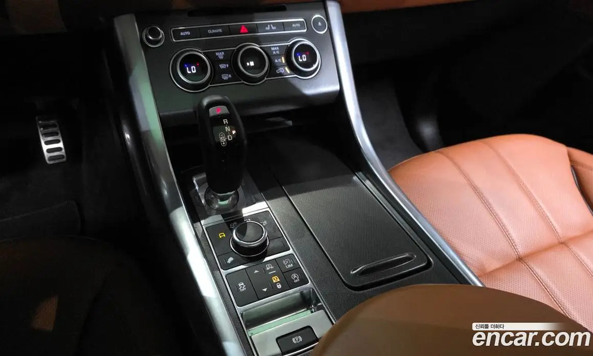 Land Rover Range Rover Sport 2017 3.0 автомат (гидро), фото 12 Land Rover Range Rover Sport 2017 3.0 автомат (гидро), фото 12