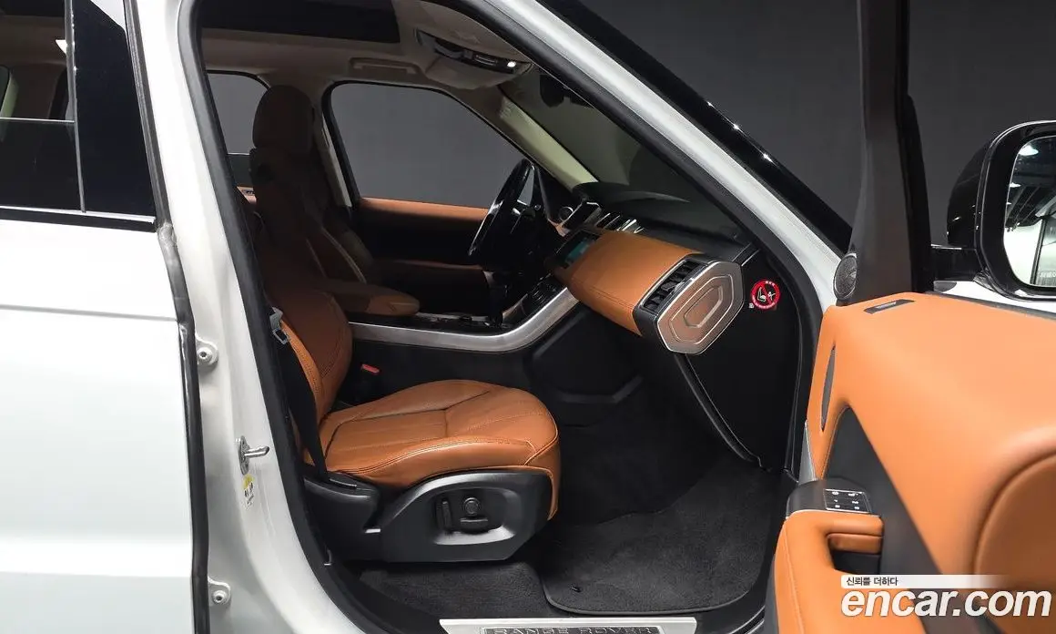 Land Rover Range Rover Sport 2017 3.0 автомат (гидро), фото 17 Land Rover Range Rover Sport 2017 3.0 автомат (гидро), фото 17