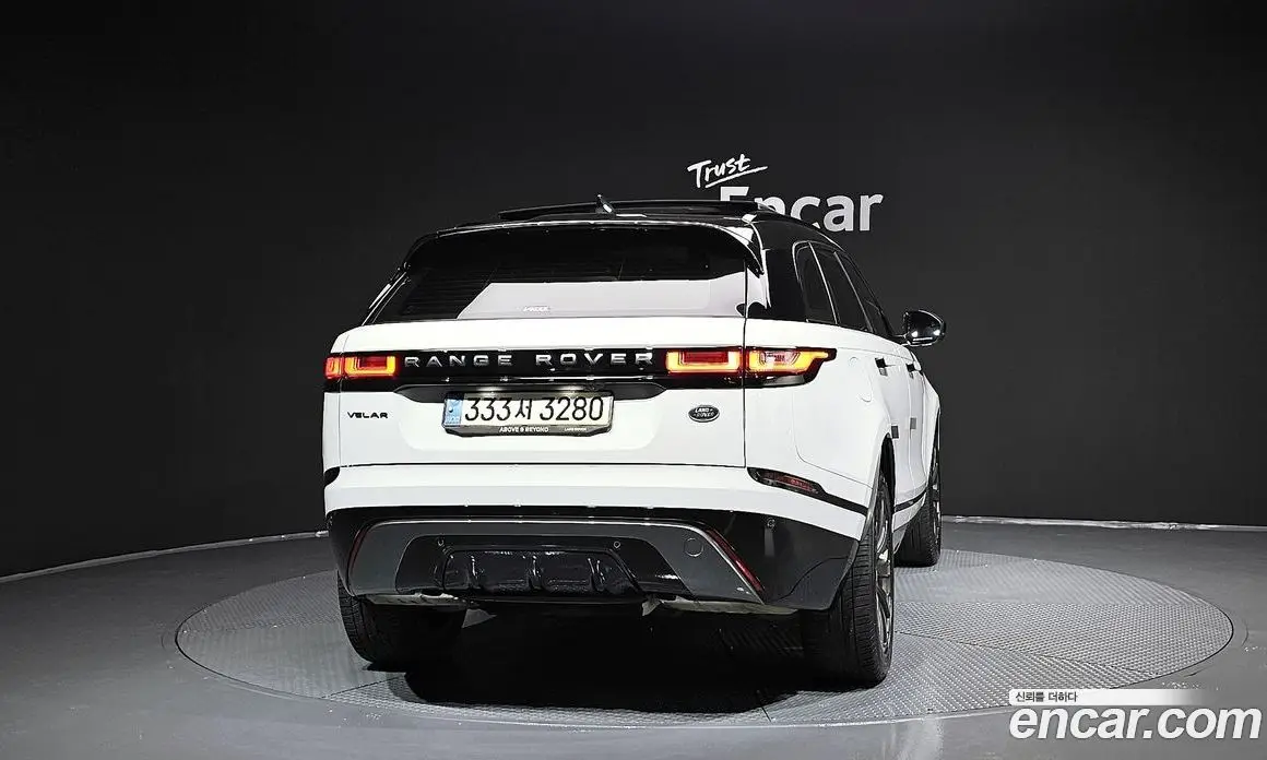 Land Rover Range Rover Velar 2023 2.0 автомат (гидро), фото 4 Land Rover Range Rover Velar 2023 2.0 автомат (гидро), фото 4