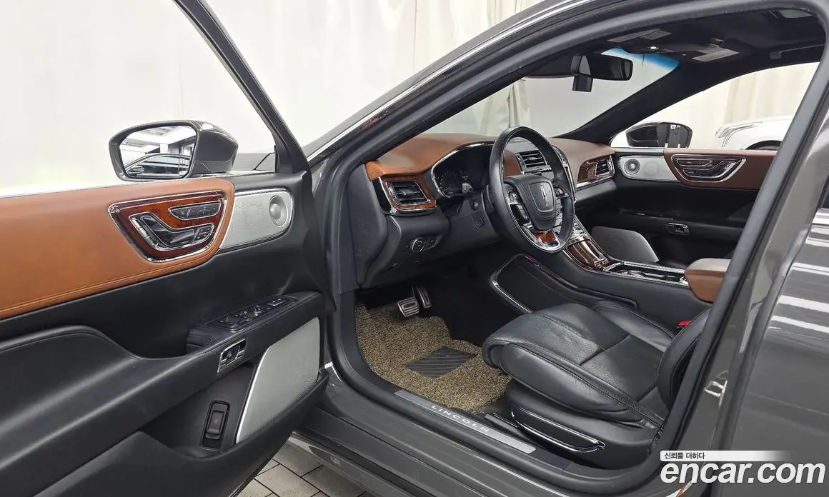 Lincoln Continental 2018 3.0 автомат (гидро), фото 13