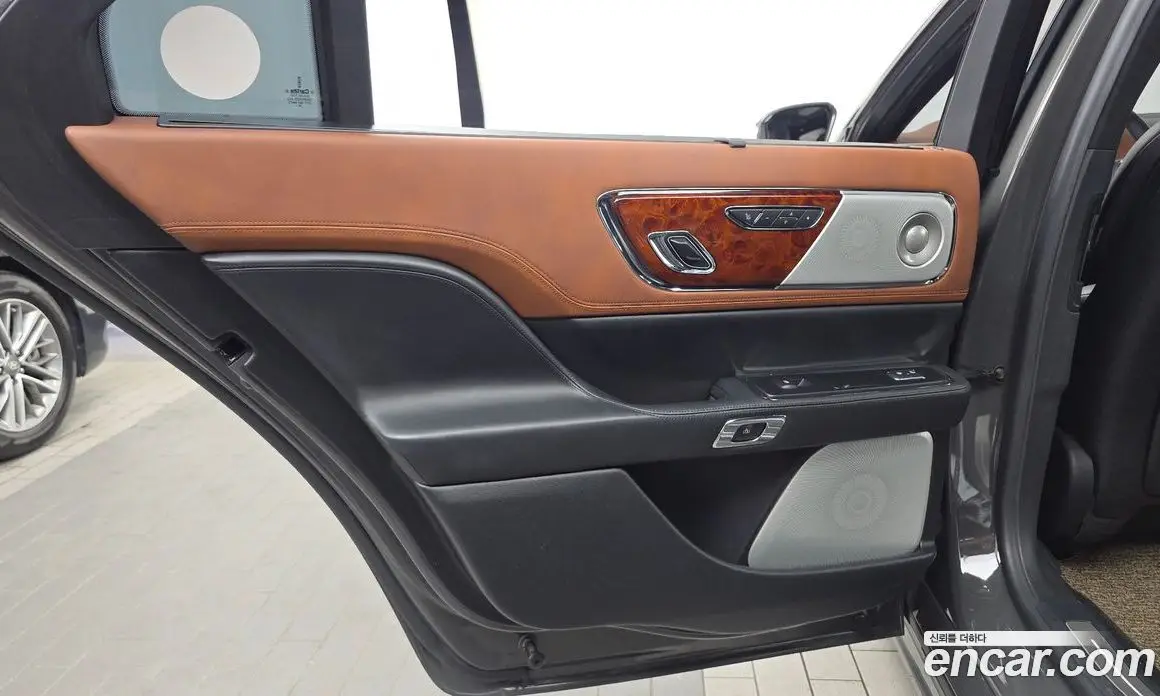 Lincoln Continental 2018 3.0 автомат (гидро), фото 15
