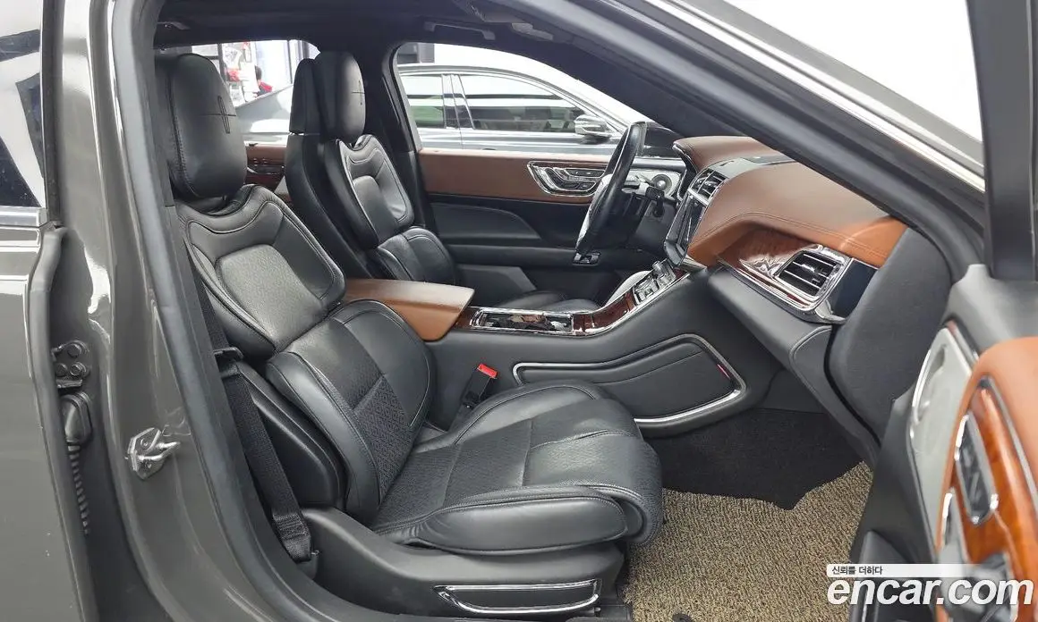 Lincoln Continental 2018 3.0 автомат (гидро), фото 17