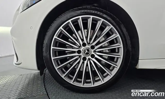 Mercedes-Benz C-Class 2022 2.0 автомат (гидро), миниатюра 4 Mercedes-Benz C-Class 2022 2.0 автомат (гидро), миниатюра 4