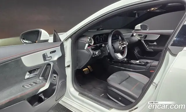 Mercedes-Benz CLA-Class 2024 2.0 автомат (гидро), миниатюра 12