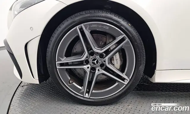 Mercedes-Benz CLS-Class 2023 2.0 автомат (гидро), миниатюра 4 Mercedes-Benz CLS-Class 2023 2.0 автомат (гидро), миниатюра 4
