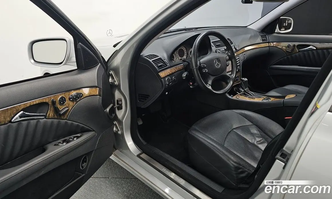 Mercedes-Benz E-Class 2007 3.5 автомат (гидро), фото 16