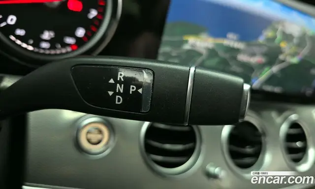 Mercedes-Benz E-Class 2018 2.0 автомат (гидро), миниатюра 12