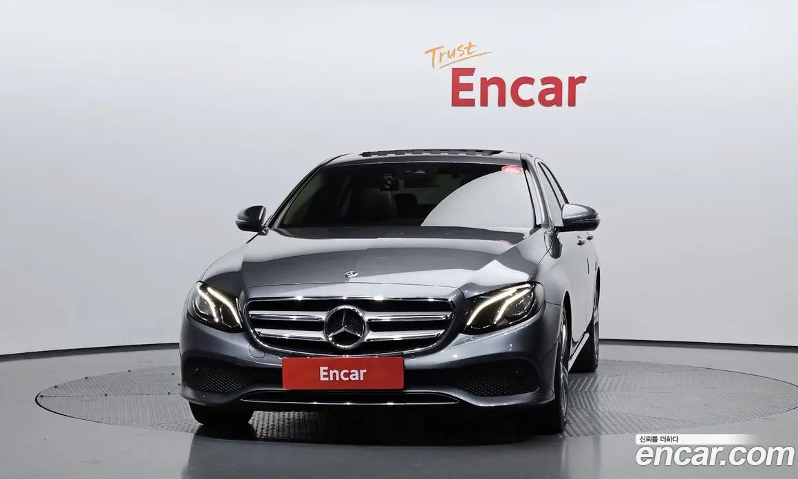 Mercedes-Benz E-Class 2018 2.0 автомат (гидро), фото 3 Mercedes-Benz E-Class 2018 2.0 автомат (гидро), фото 3