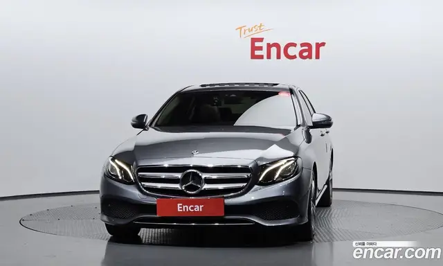 Mercedes-Benz E-Class 2018 2.0 автомат (гидро), миниатюра 3 Mercedes-Benz E-Class 2018 2.0 автомат (гидро), миниатюра 3
