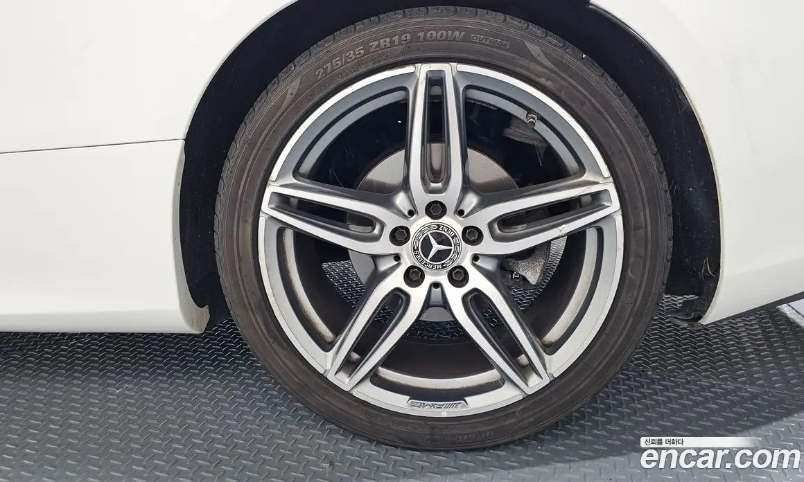 Mercedes-Benz E-Class 2018 1.9 автомат (гидро), фото 7 Mercedes-Benz E-Class 2018 1.9 автомат (гидро), фото 7