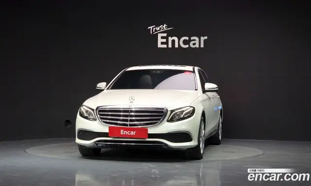 Mercedes-Benz E-Class 2020 1.9 автомат (гидро), миниатюра 3 Mercedes-Benz E-Class 2020 1.9 автомат (гидро), миниатюра 3