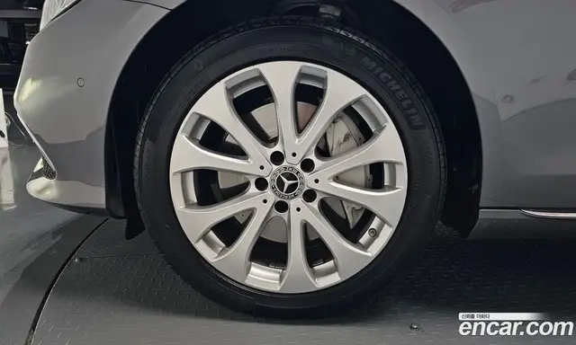 Mercedes-Benz E-Class 2020 2.0 автомат (гидро), миниатюра 4 Mercedes-Benz E-Class 2020 2.0 автомат (гидро), миниатюра 4