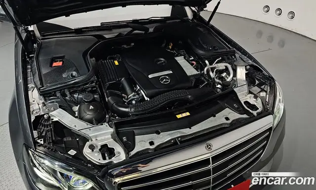 Mercedes-Benz E-Class 2020 2.0 автомат (гидро), миниатюра 5 Mercedes-Benz E-Class 2020 2.0 автомат (гидро), миниатюра 5