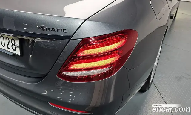 Mercedes-Benz E-Class 2020 2.0 автомат (гидро), миниатюра 8 Mercedes-Benz E-Class 2020 2.0 автомат (гидро), миниатюра 8