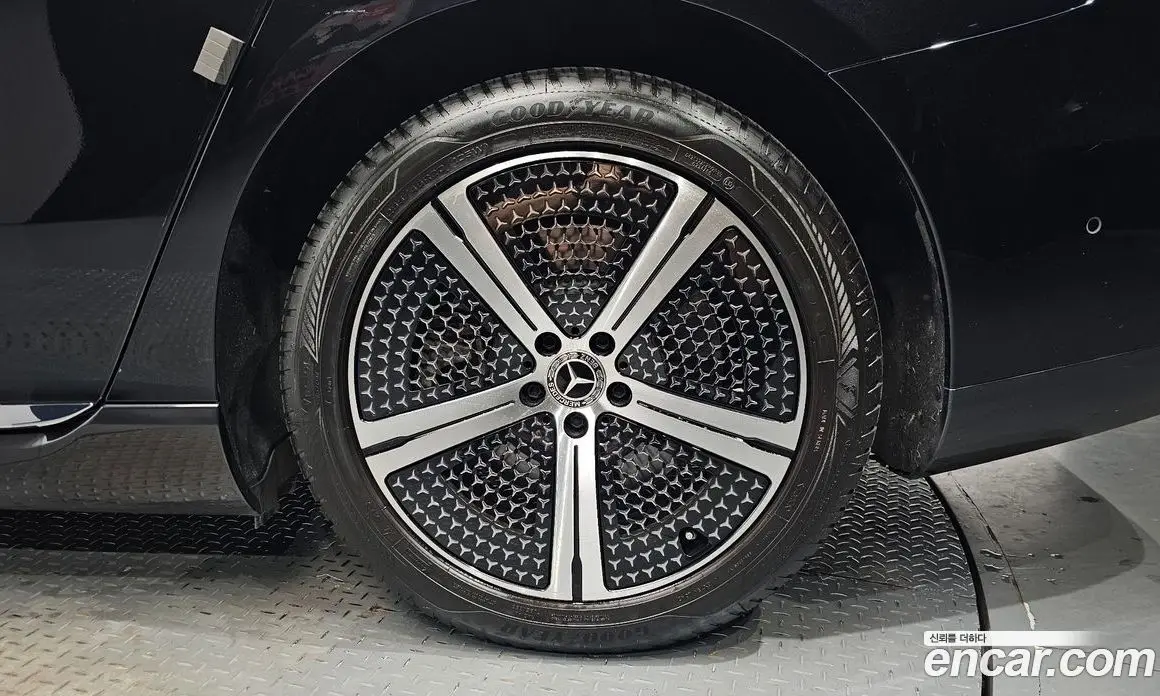 Mercedes-Benz EQS 2022 0.3 автомат (гидро), фото 6 Mercedes-Benz EQS 2022 0.3 автомат (гидро), фото 6
