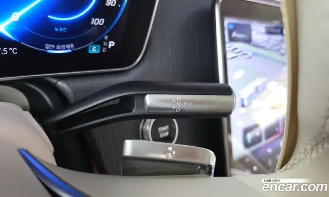 Mercedes-Benz EQS 2023 0.3 автомат (гидро), миниатюра 12