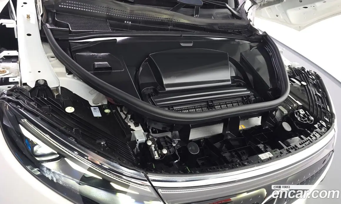 Mercedes-Benz EQS 2023 0.3 автомат (гидро), фото 6 Mercedes-Benz EQS 2023 0.3 автомат (гидро), фото 6