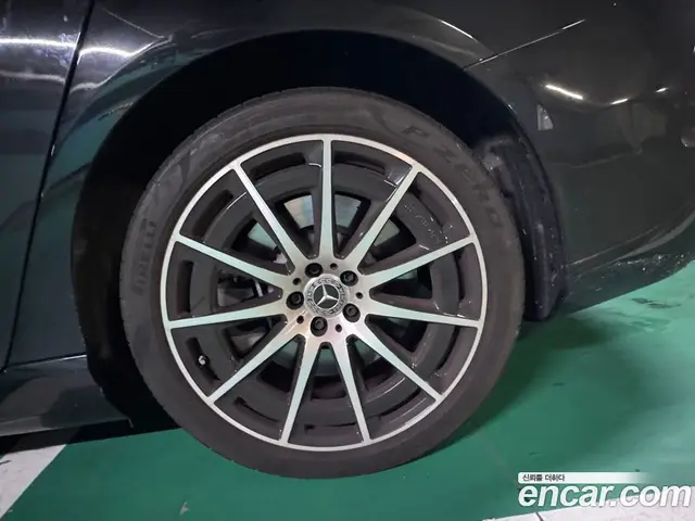 Mercedes-Benz EQS 2023 1.0 автомат (гидро), миниатюра 5