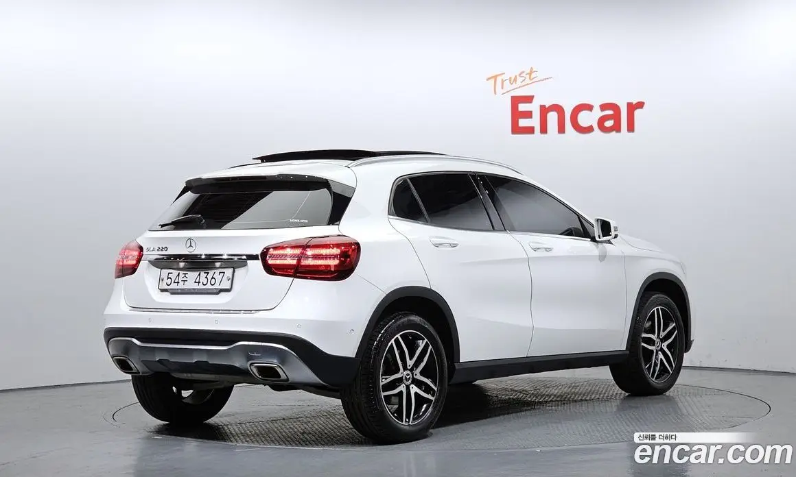 Mercedes-Benz GLA-Class 2019 2.0 автомат (гидро), фото 2 Mercedes-Benz GLA-Class 2019 2.0 автомат (гидро), фото 2