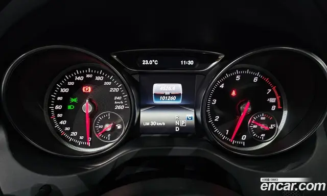 Mercedes-Benz GLA-Class 2019 2.0 автомат (гидро), миниатюра 11 Mercedes-Benz GLA-Class 2019 2.0 автомат (гидро), миниатюра 11