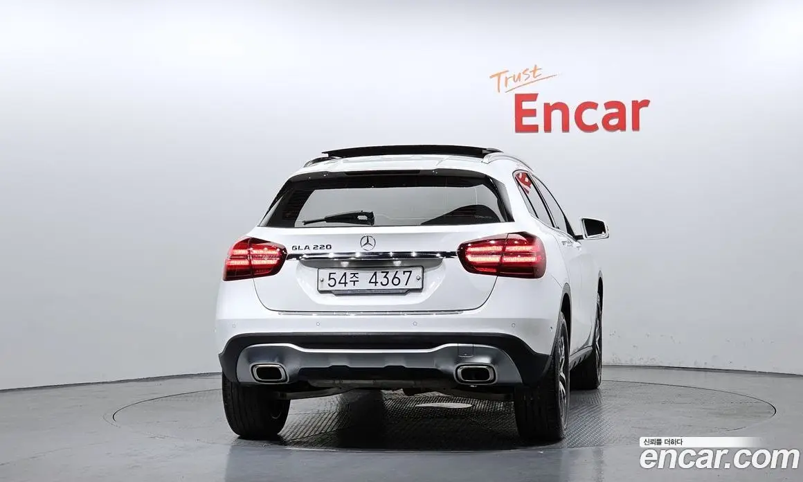 Mercedes-Benz GLA-Class 2019 2.0 автомат (гидро), фото 4 Mercedes-Benz GLA-Class 2019 2.0 автомат (гидро), фото 4