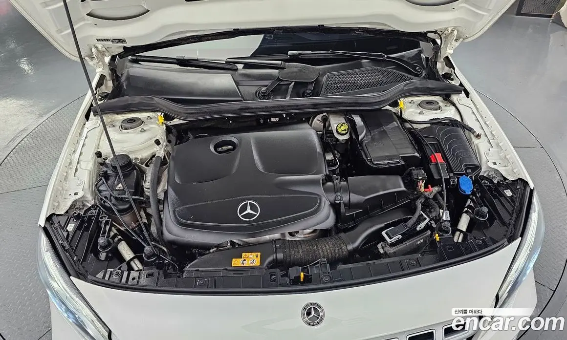 Mercedes-Benz GLA-Class 2019 2.0 автомат (гидро), фото 6 Mercedes-Benz GLA-Class 2019 2.0 автомат (гидро), фото 6