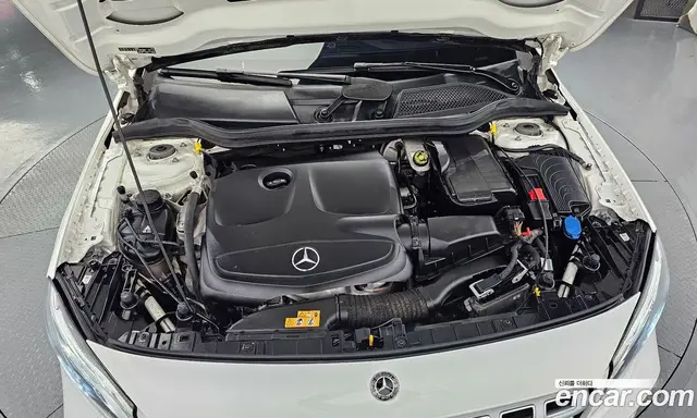 Mercedes-Benz GLA-Class 2019 2.0 автомат (гидро), миниатюра 6 Mercedes-Benz GLA-Class 2019 2.0 автомат (гидро), миниатюра 6