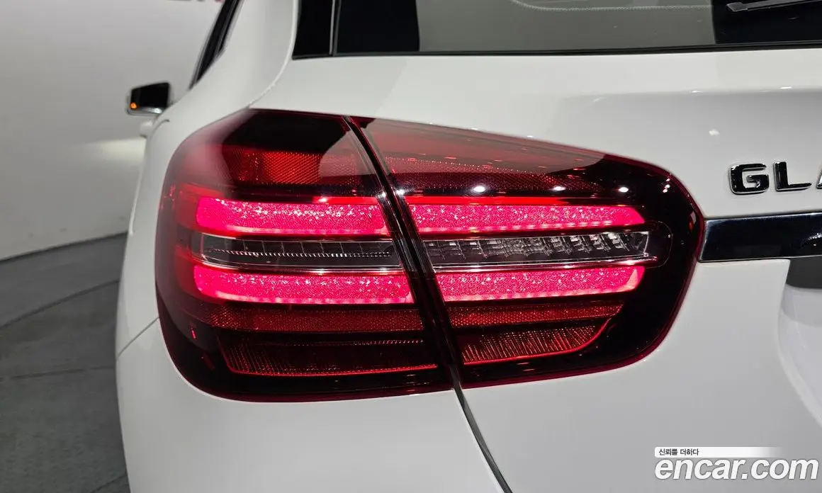 Mercedes-Benz GLA-Class 2019 2.0 автомат (гидро), фото 9 Mercedes-Benz GLA-Class 2019 2.0 автомат (гидро), фото 9