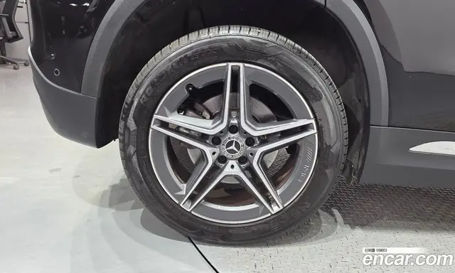 Mercedes-Benz GLA-Class 2020 2.0 автомат (гидро), миниатюра 4