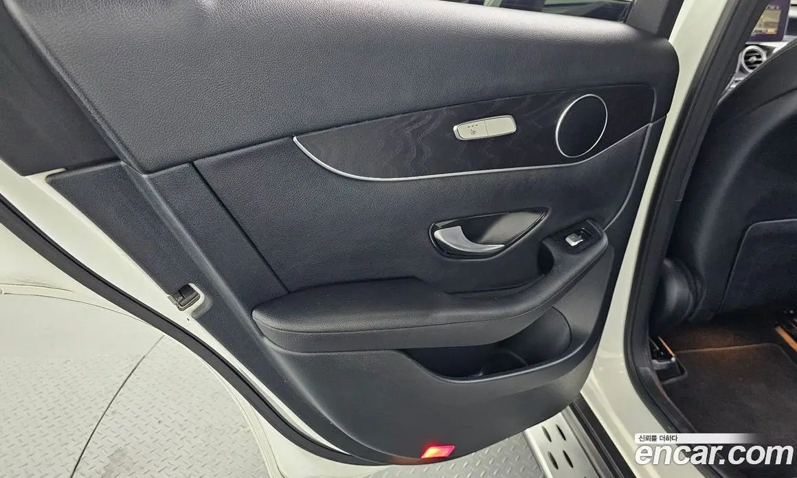 Mercedes-Benz GLC-Class 2019 2.0 автомат (гидро), фото 15 Mercedes-Benz GLC-Class 2019 2.0 автомат (гидро), фото 15