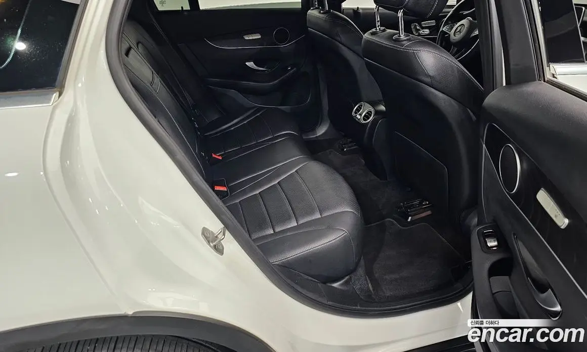 Mercedes-Benz GLC-Class 2019 2.0 автомат (гидро), фото 17 Mercedes-Benz GLC-Class 2019 2.0 автомат (гидро), фото 17
