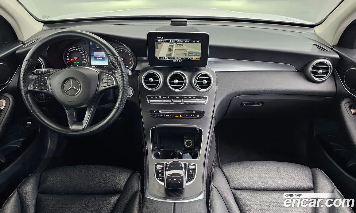Mercedes-Benz GLC-Class 2019 2.0 автомат (гидро), фото 10 Mercedes-Benz GLC-Class 2019 2.0 автомат (гидро), фото 10