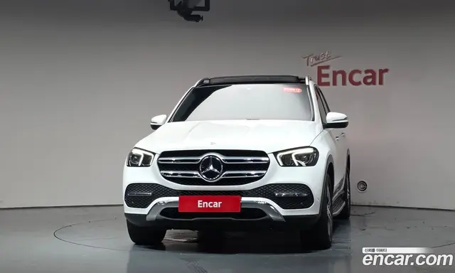 Mercedes-Benz GLE-Class 2020 1.9 автомат (гидро), миниатюра 2