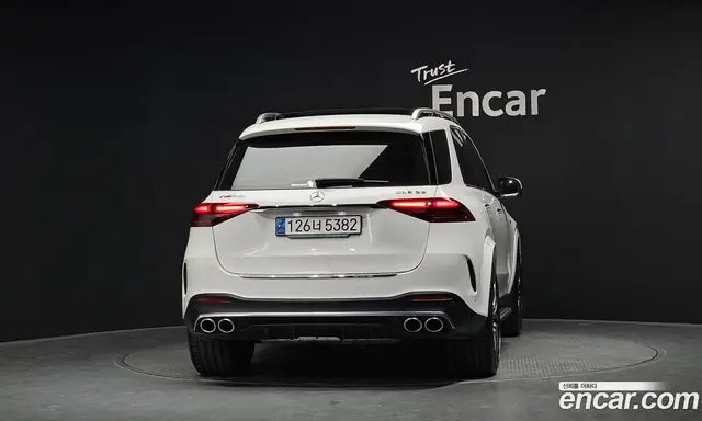 Mercedes-Benz GLE-Class 2024 3.0 автомат (гидро), миниатюра 4