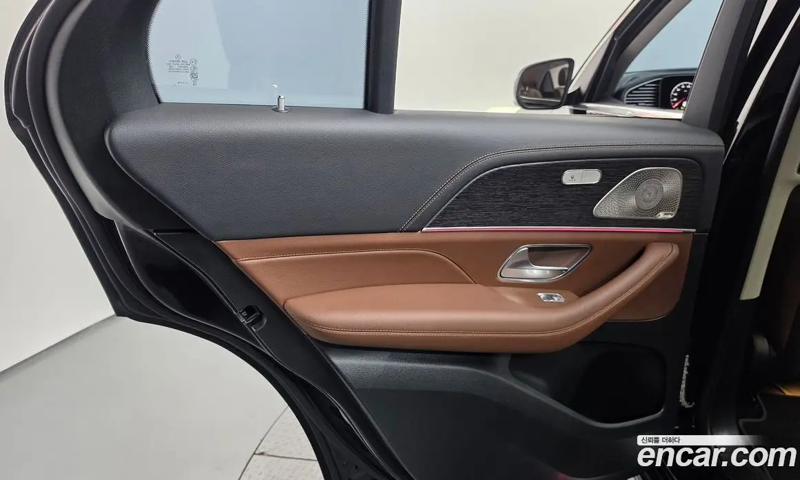 Mercedes-Benz GLE-Class 2025 2.0 автомат (гидро), фото 15