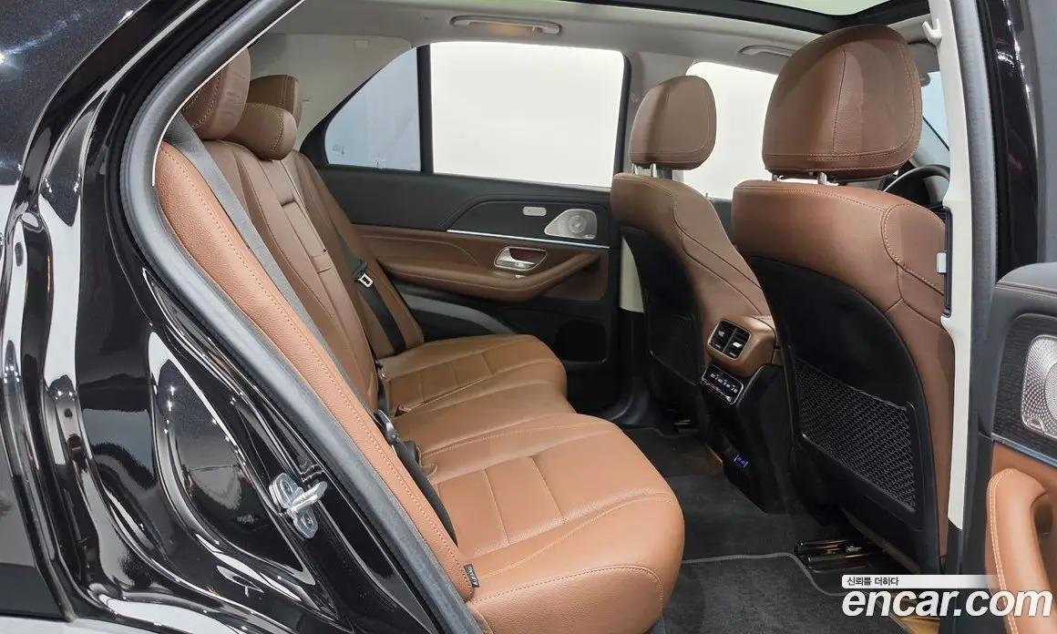 Mercedes-Benz GLE-Class 2025 2.0 автомат (гидро), фото 17