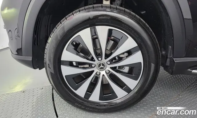 Mercedes-Benz GLE-Class 2025 2.0 автомат (гидро), миниатюра 5