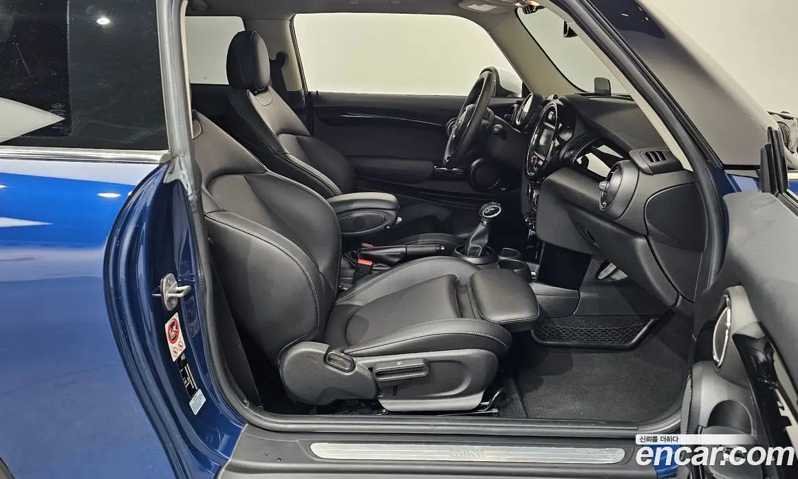 Mini Cooper 2017 1.5 автомат (гидро), фото 16 Mini Cooper 2017 1.5 автомат (гидро), фото 16