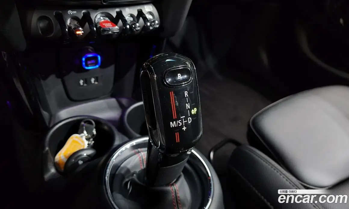 Mini Cooper 2019 2.0 автомат (гидро), фото 11 Mini Cooper 2019 2.0 автомат (гидро), фото 11