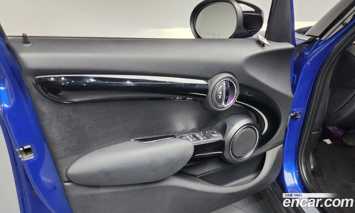 Mini Cooper 2019 2.0 автомат (гидро), фото 13 Mini Cooper 2019 2.0 автомат (гидро), фото 13