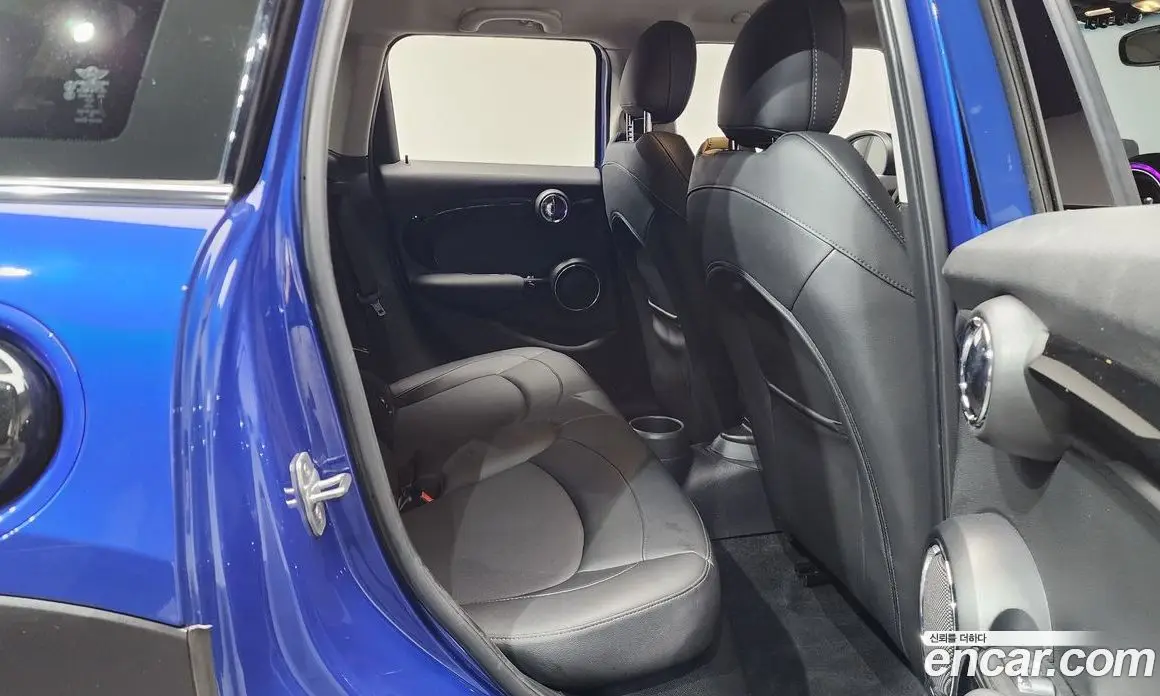 Mini Cooper 2019 2.0 автомат (гидро), фото 17 Mini Cooper 2019 2.0 автомат (гидро), фото 17