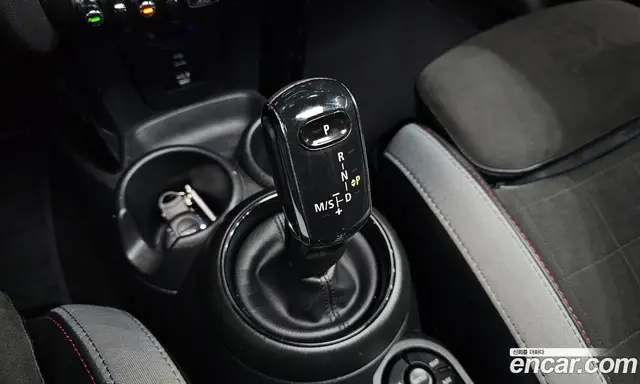 Mini Cooper 2022 2.0 автомат (гидро), миниатюра 12