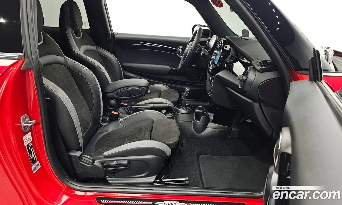 Mini Cooper 2022 2.0 автомат (гидро), фото 16