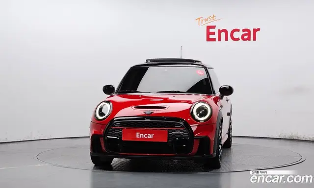 Mini Cooper 2022 2.0 автомат (гидро), миниатюра 3