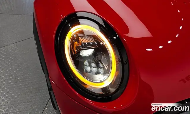Mini Cooper 2022 2.0 автомат (гидро), миниатюра 8