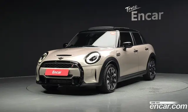 Mini Cooper, 2023, 14 045 км