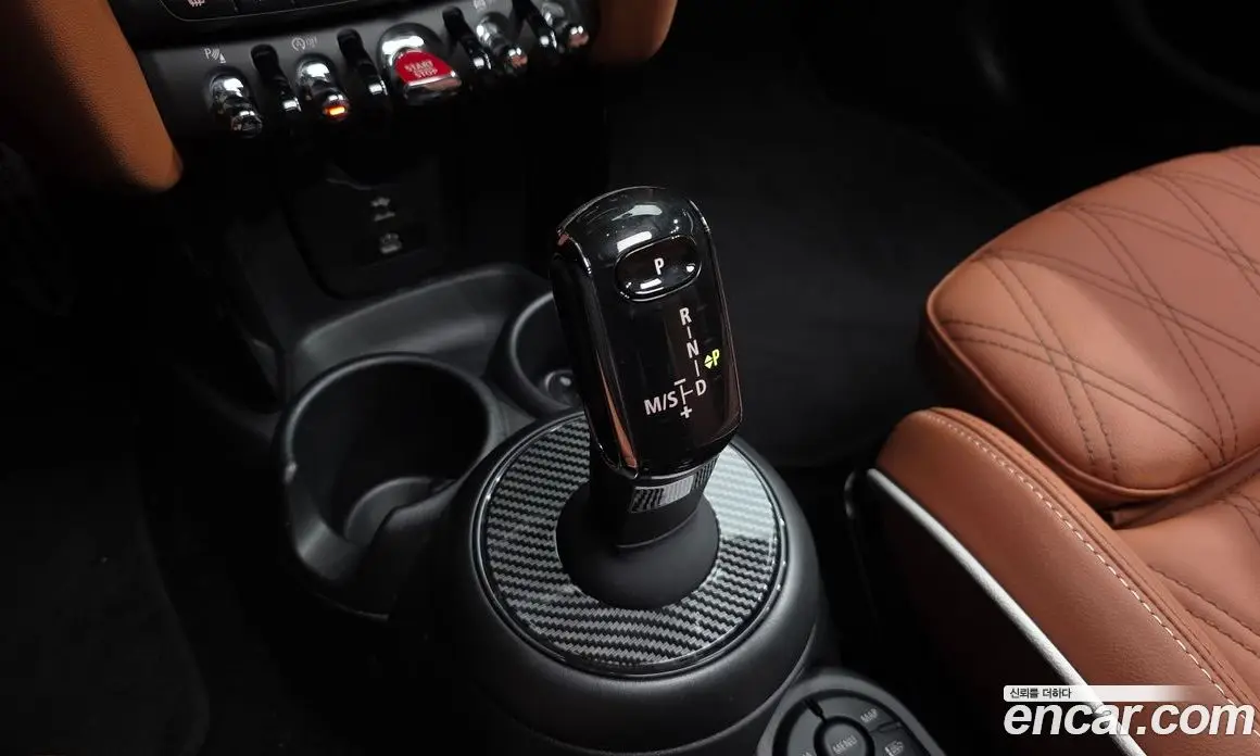 Mini Cooper 2023 2.0 автомат (гидро), фото 12
