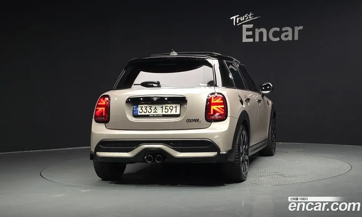 Mini Cooper 2023 2.0 автомат (гидро), фото 4