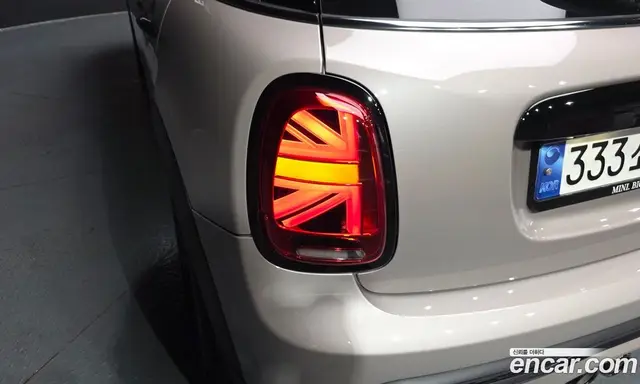 Mini Cooper 2023 2.0 автомат (гидро), миниатюра 9